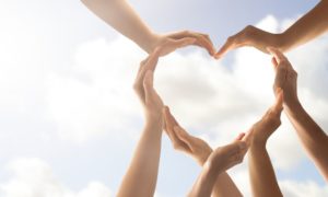 ensemble de formation en naturopathie, réflexologie, massage et en drainage lymphatique